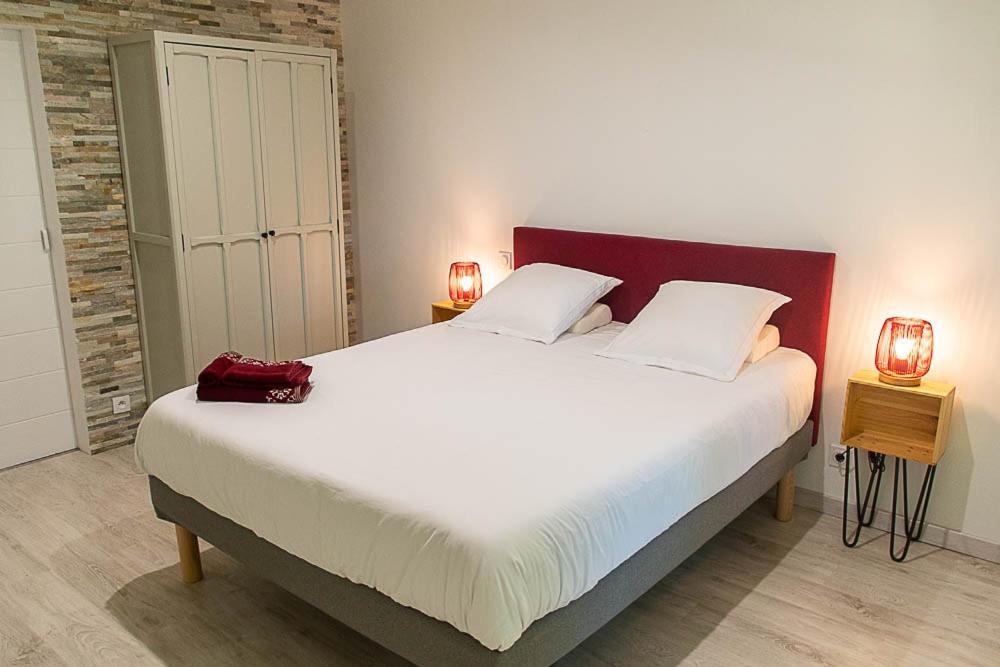 Au Detour Des Vignes Bed & Breakfast Ordonnac Екстериор снимка