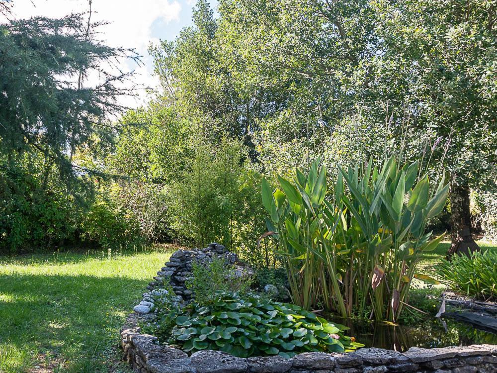 Au Detour Des Vignes Bed & Breakfast Ordonnac Екстериор снимка