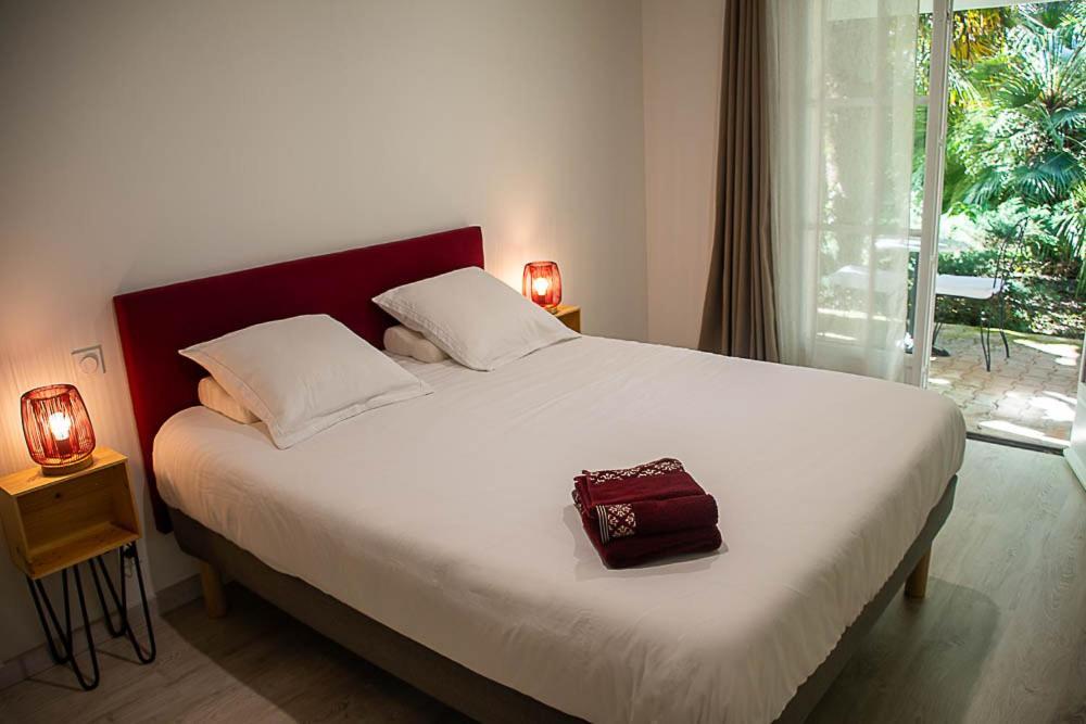 Au Detour Des Vignes Bed & Breakfast Ordonnac Екстериор снимка