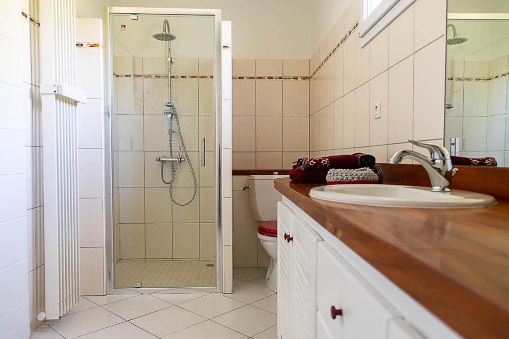 Au Detour Des Vignes Bed & Breakfast Ordonnac Екстериор снимка